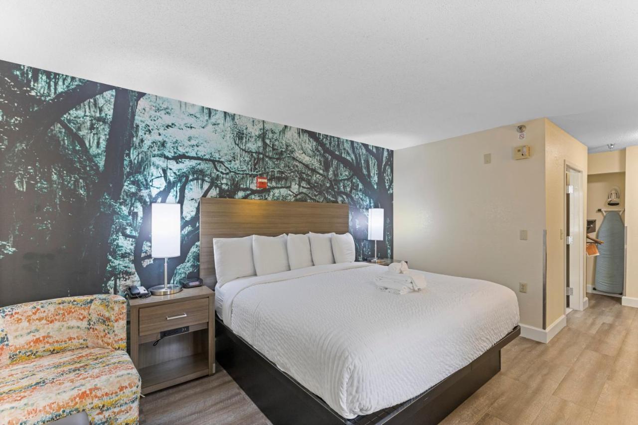 Clarion Pointe Savannah Gateway I-95 Екстер'єр фото