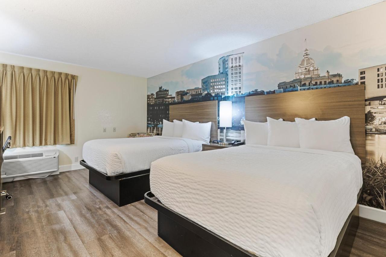 Clarion Pointe Savannah Gateway I-95 Екстер'єр фото
